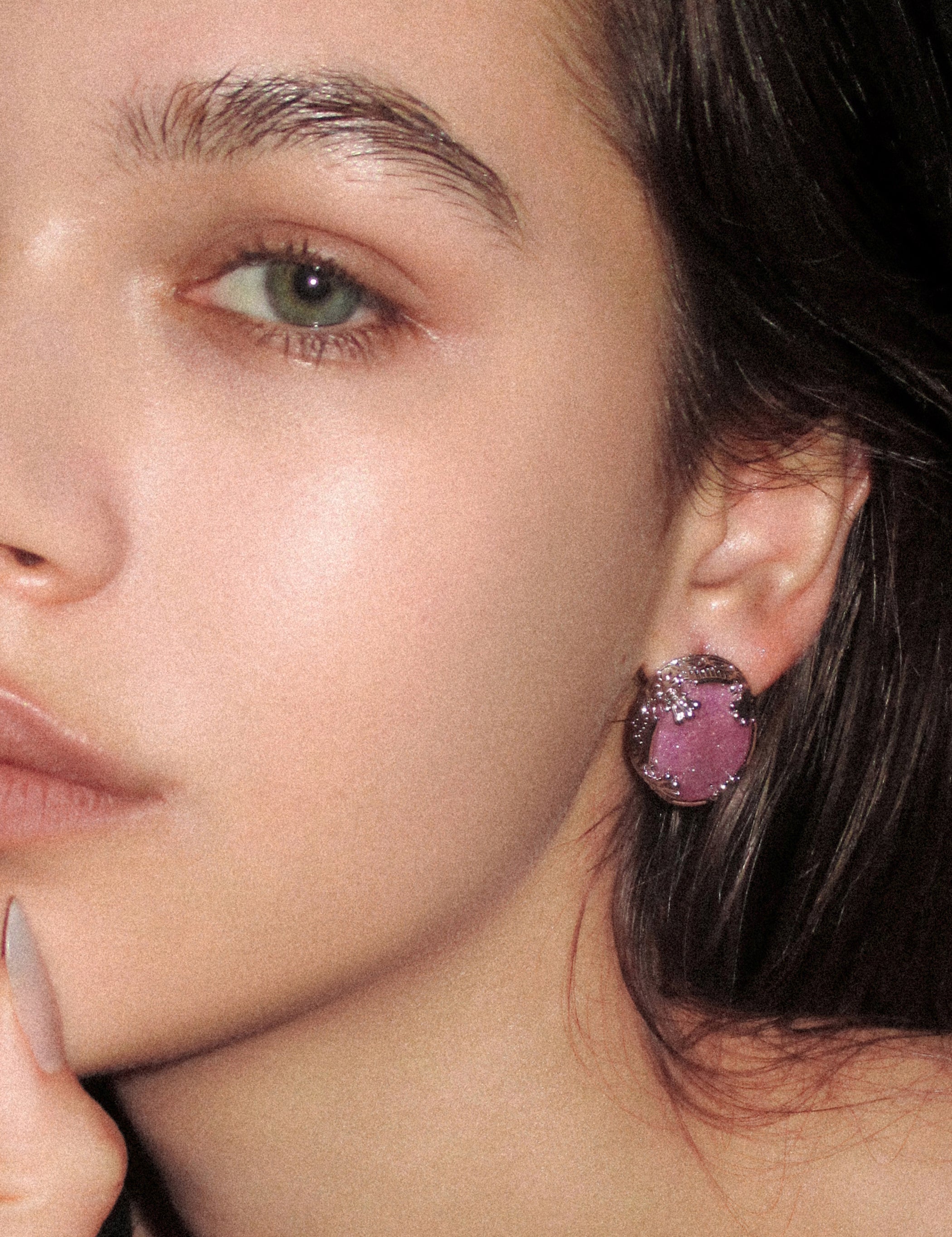 Oval Pink Crack Stone Studs - booneealus