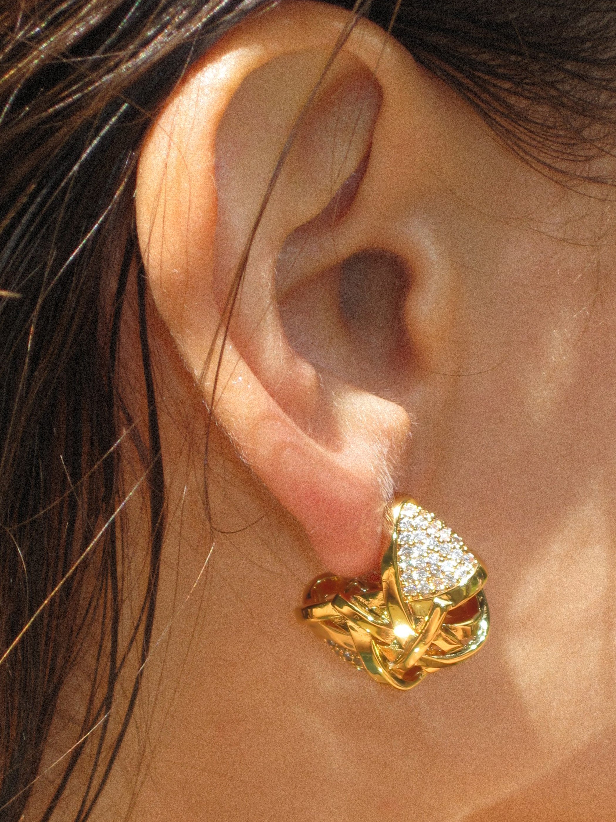 Braided Shell Shape Zirconia Earrings - booneealus