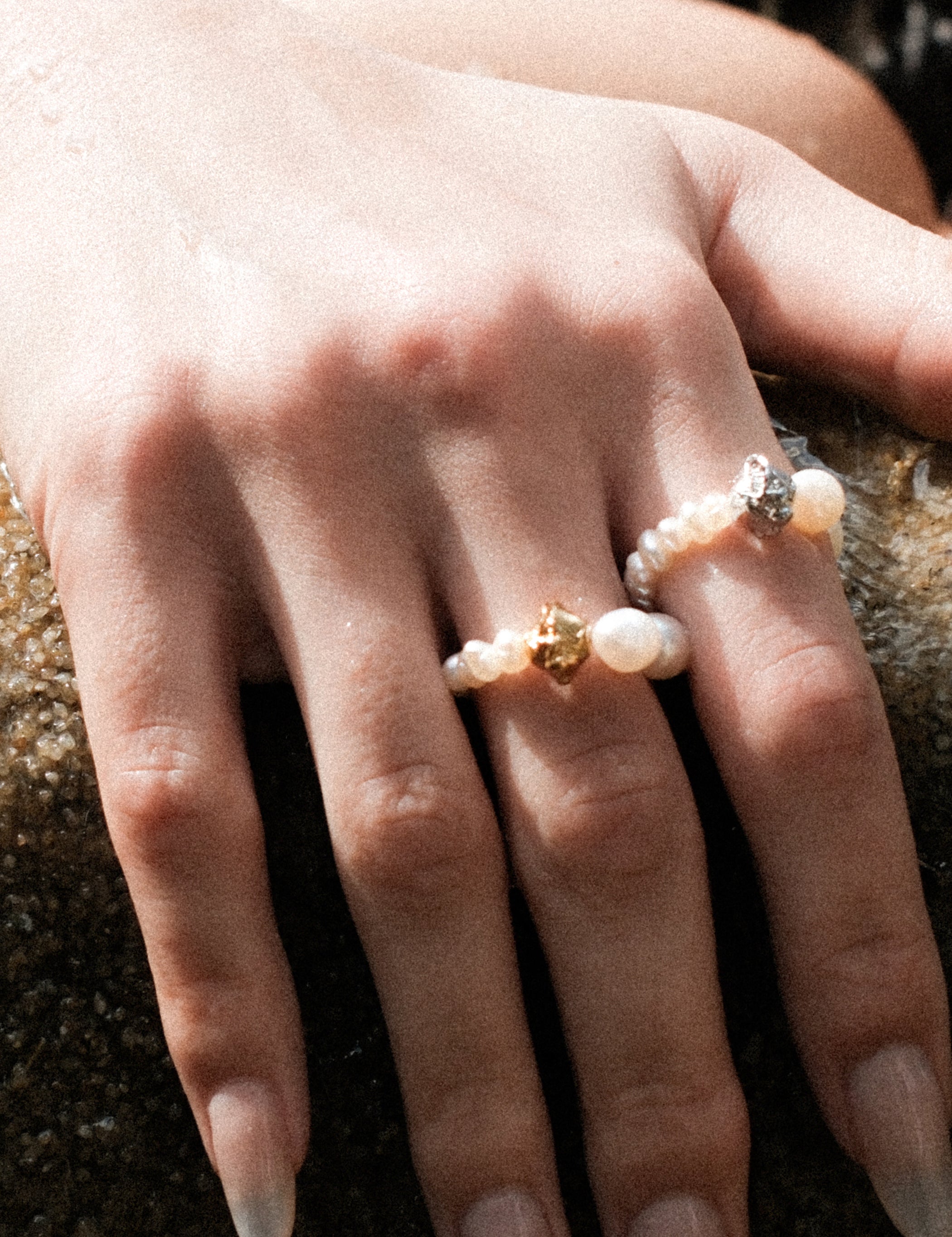 Freshwater Pearl Metal Elastic Ring - booneealus